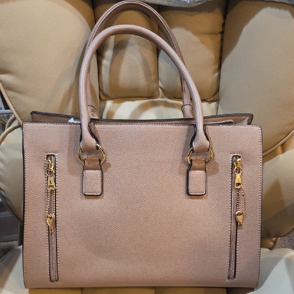 Women's Satchel in Soft Pink - Picture 5 of 6